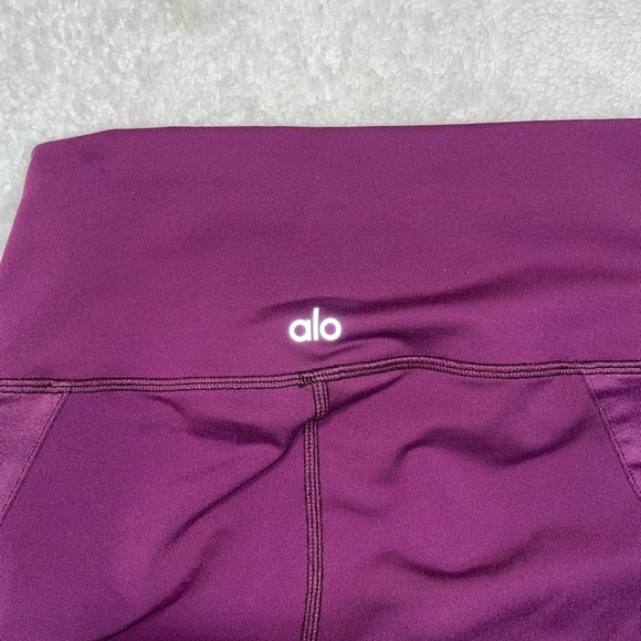 ALO Yoga High Waisted Yoga Capris Leggings Stretch Patina Purple Womens‎ Size XS - Picture 6 of 10